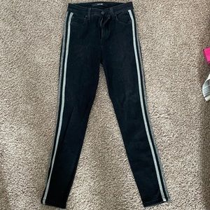 Joe’s Flawless “The Charlie” Skinny Jeans